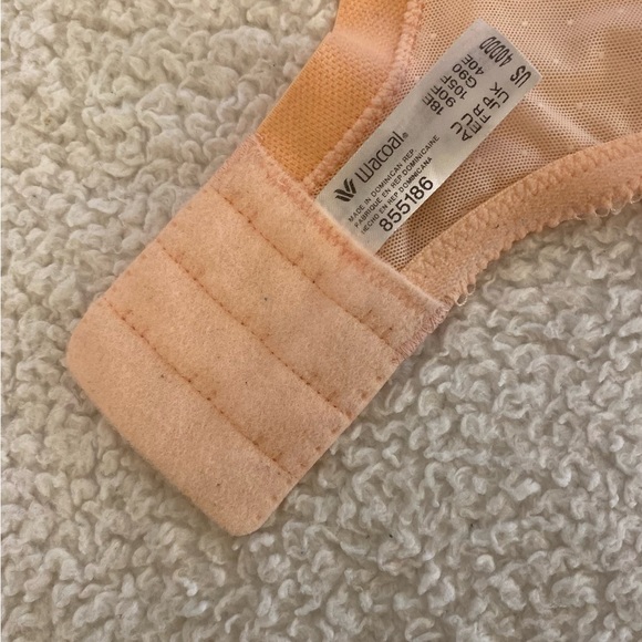 WACOAL • Retro Chic • Full Figure Bra • Underwire • Lace • Size 40DDD • EUC - Picture 11 of 11